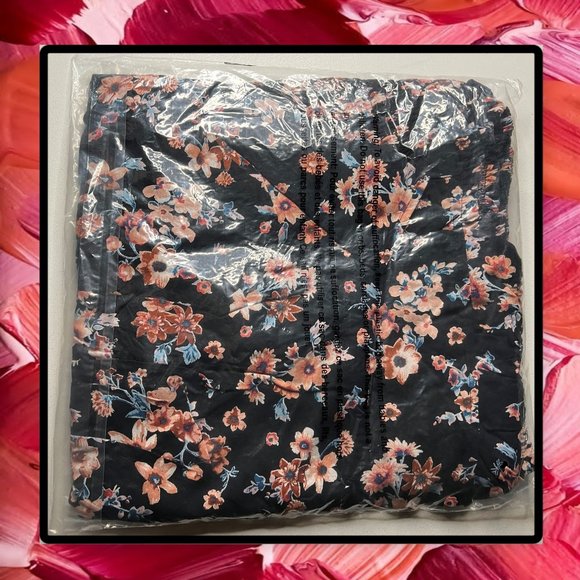 Maurice's Plus Size Black Floral Smocked Off the Shoulder Top 2X & 3X - Picture 8 of 12